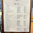 쁘띠브루통 | [경의선숲길 카페 추천] 쁘띠브루통, 플랫화이트와 바닐라 플랑 후기