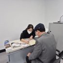 거제종합사회복지관 | 어버이날 맞이 거제시 종합사회복지관 어르신들에게 무료 한방 진료 봉사 진행
