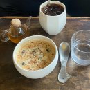 신세계빌라 앞 | 경주 10만원대 감성숙소 &lt;빌라데몬타냐&gt; 몬타냐 B 후기, 주변 맛집과 황리단길 카페 추천