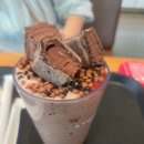 투썸플레이스성남 - 성남시 수정구 고등로2길 9 | [성남 카페] 투썸플레이스 성남시청점 방문 후기ㅣ초코셰이크 실화냐 + 5월 가정의달 케이크 사전예약...