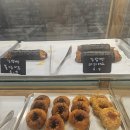 여기;빵