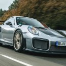 2018 포르쉐 911 GT2 RS 이미지