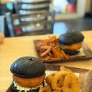 도스 | [괌 맛집 솔직후기] 타시그릴·도스버거·야시장 직접 먹어본 솔직 리뷰