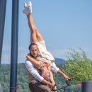 2025 수원연극축제 <숲속의 파티> 이미지