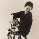 홍신자: 네 개의 벽 이미지