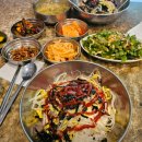 3천원 콩나물국밥7천원 고등어구이정식,새벽부터 줄서는 가성비 끝판왕 이미지