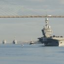 프랑스 해군 항공 모함 샤를 드골 홍해에서 미 해군 지휘 이미지