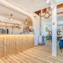 야생화 카페 펜션 이미지