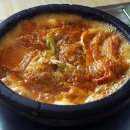 돌평양식 김치찌개 이미지