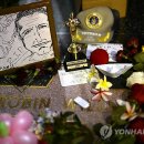 오스카 상 수상자 로빈 윌리암스 자살(63세):Robin Williams dead in apparent suicide at 63 & 구름과 아름다운 노을 이미지