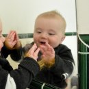 귀여운아기 이미지