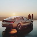 BMW, 세단형 전기차 i4의 컨셉트카 공개 이미지