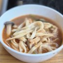 효목네거리 | 등촌칼국수 대구 효목점 미나리 듬뿍 샤브샤브 맛집 칼국수에 볶음밥까지 4코스 후기