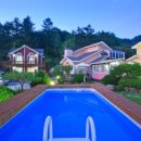 호수가에 펜션 이미지