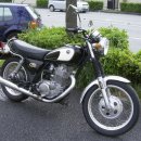 Yamaha SR400 이미지