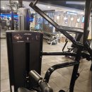 양재역 2번출구 뒤 이미지