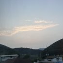 숲속구름호수 이미지