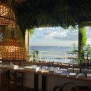 바다가 보이는 풍경 이미지