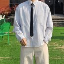 디에센셜모먼트 | 남친룩 끝판왕 옥스포드 크롭 스트라이프 셔츠, 타이까지 세트로 출근룩 완성 (트릴리온/무신사단독)