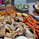 솥뚜껑더덕삼겹살 이미지