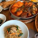 만금농장 | 모음(고집돌우럭, 런던베이글뮤지엄, 에오마르, 만금국수, 미르담, 구어라 조연탄, 아베베 베이커리)