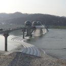 이른아침 캠핑장 이미지