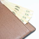 "구질구질하다?" '생활비 80만원 이하'로 사는 사람들이 행복한 이유 1위 이미지