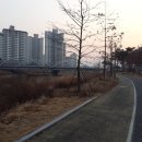 대전천변 공중화장실 이미지