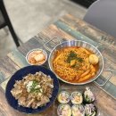 철산김밥 | 철산역 맛집, 혼밥하기 좋은 분식집! 단체주문도 받는 철산김밥&덮밥