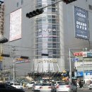 지하철 2호선 신림역 사거리 상가점포 급매. 이미지