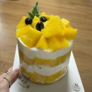 두건호텔리어 | 태평동빵집 태평시장맛집 두건호텔리어 생망고파르페미니 성심당 망고시루 비교