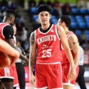 미소짓는 체육관 이미지