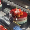 김전2못소교량 | 대전 성심당 케익부띠끄 전메뉴 총정리 | 케이크·딸기시루 가격 후기 성심당 빵 추천