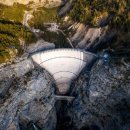 Geoengineering 걸작이라고 부를 수 있는 거대한 댐 10 이미지