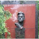 바지를 입은 구름 이미지