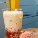 일산 메가커피 일산동구청점, 딸기라떼 &amp; 딸기요거트마카롱 후기