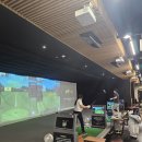 골프연습장 앞 화장실 이미지