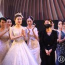 모델 워킹 클래스 이미지