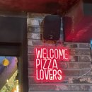 4114 | 🍕 [홍대 술집 추천] 경의선숲길 보이는 이국적인 에일크루 피자펍 방문 후기 ✨