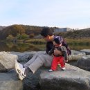 냇가에앉아서 이미지