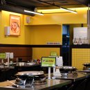 솥뚜껑 삼겹살집 이미지