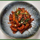 촉촉하고 매콤한 맛이 좋은 황태채 볶음 이미지