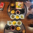 롯데마트(한우리아파트방면) | [광교 아브뉴프랑 맛집] 미케 내돈내산｜카이센동은 추천, 사케동은 아쉬움