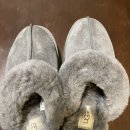 Ugg slippers sold out 이미지