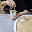 화이트 철제 테이블에 담아내는 레진 파도치는 바다 해변 표현 클래스 후기 (오션플루이드아트)