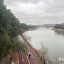 철새홍보관 화장실 이미지