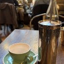 메디나인 | [캐나다 벤쿠버] 와플 맛집 카페 메디나 토핑 꿀조합 추천