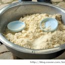 고향의 기와집 이미지