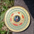 8. 군위 엄흥도 묘소, ‘A·B·C’ 묘에 패철을 놓아 보았다 이미지