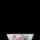 도자기경매 청옹정·법랑채 모란무늬 도자기 그릇 이미지